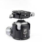 This ball head uses Low Gravity Center design compact but stable about 20% shorter than previous traditional structure